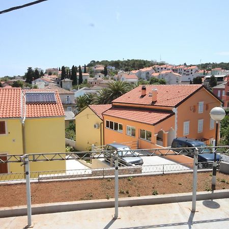 Apartments And Rooms With Parking Space Mali Lošinj Exterior foto