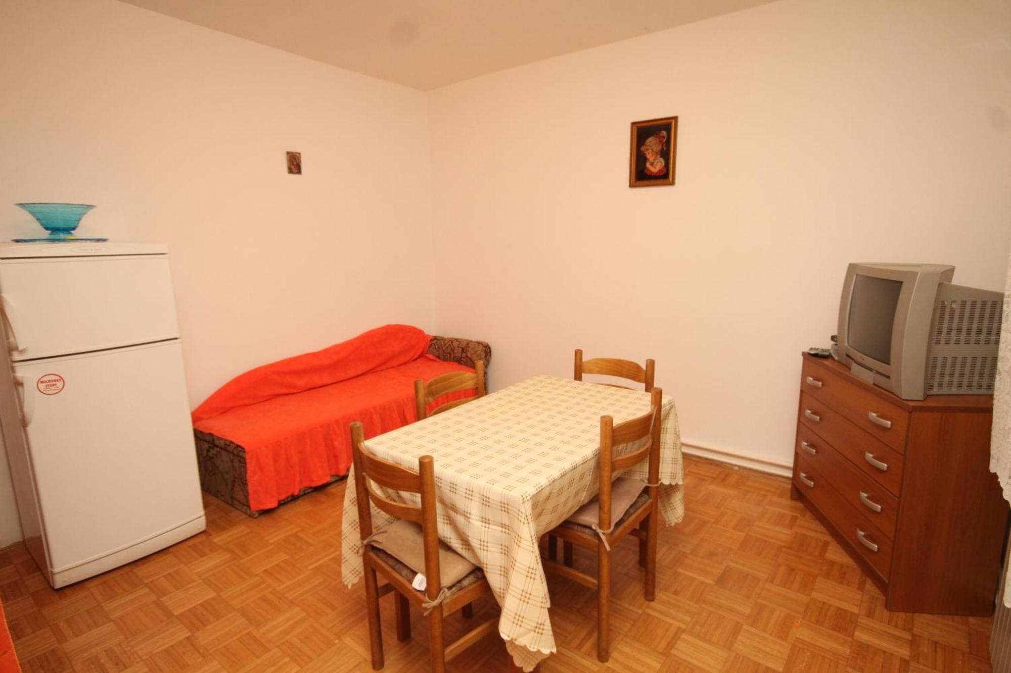 Apartments And Rooms With Parking Space Mali Lošinj Exterior foto