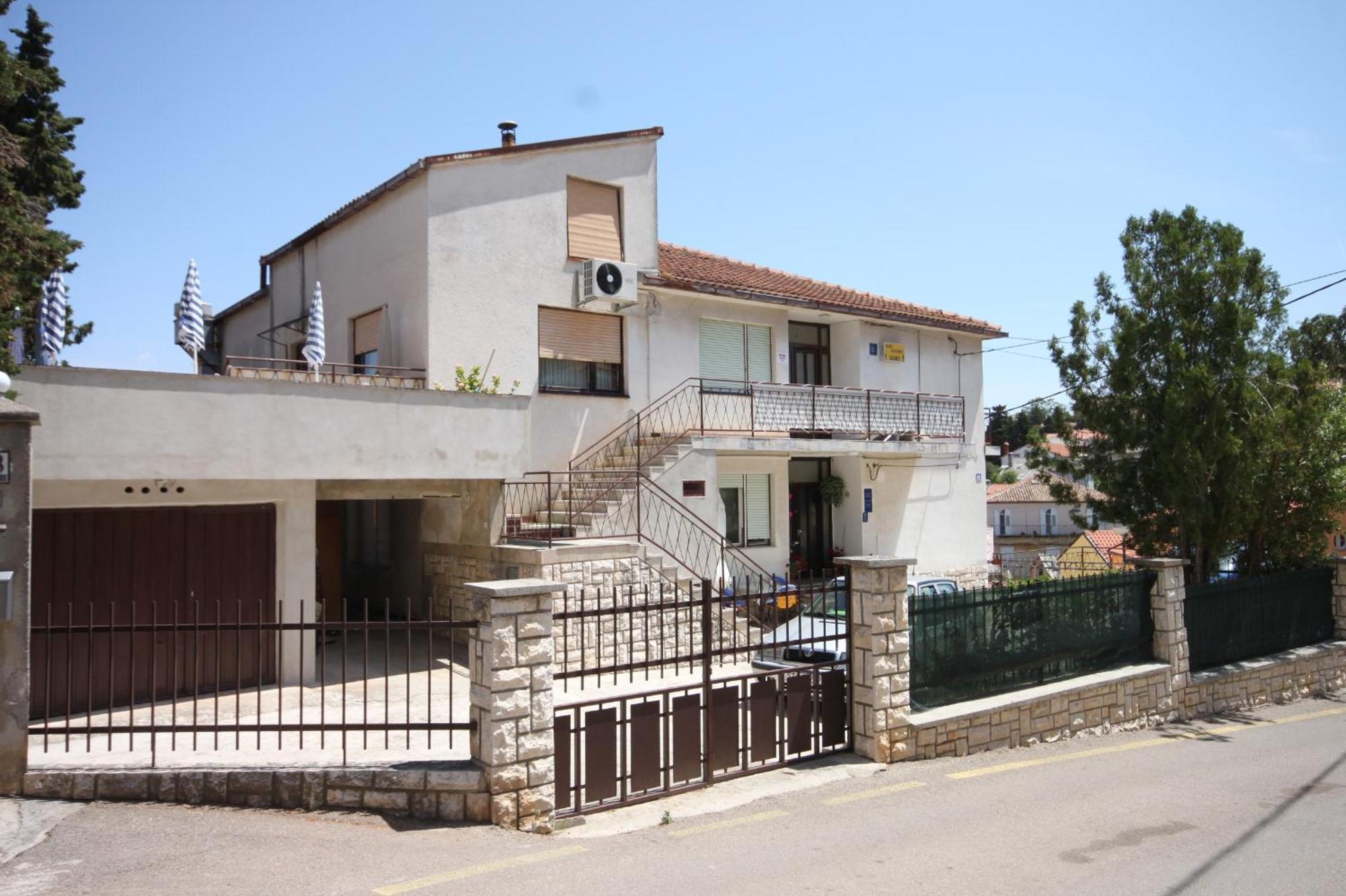 Apartments And Rooms With Parking Space Mali Lošinj Exterior foto