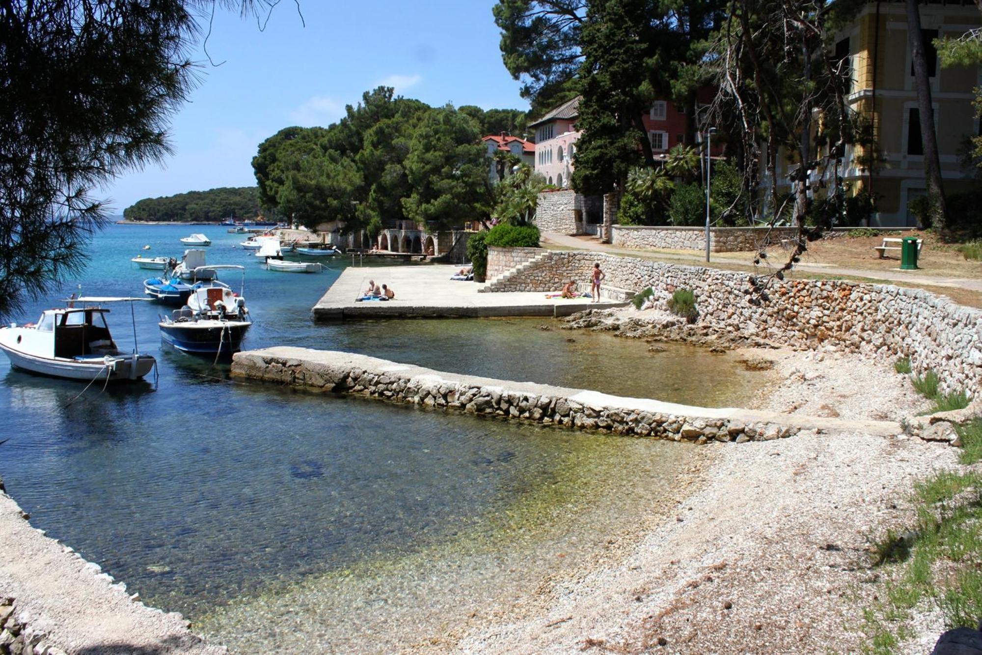 Apartments And Rooms With Parking Space Mali Lošinj Exterior foto