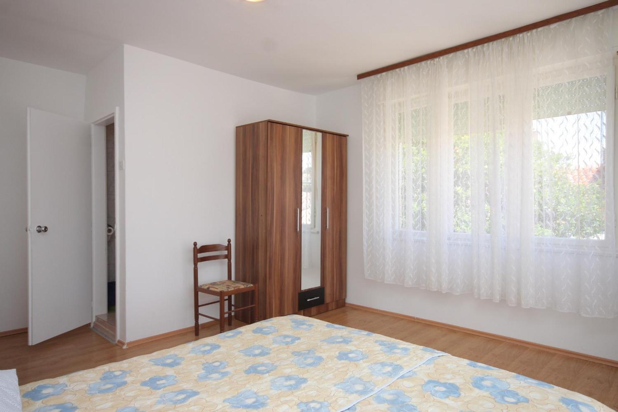 Apartments And Rooms With Parking Space Mali Lošinj Cameră foto